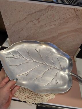 Leaf-Shaped Metal Serving Tray - Silver Heavy! Large! Footed